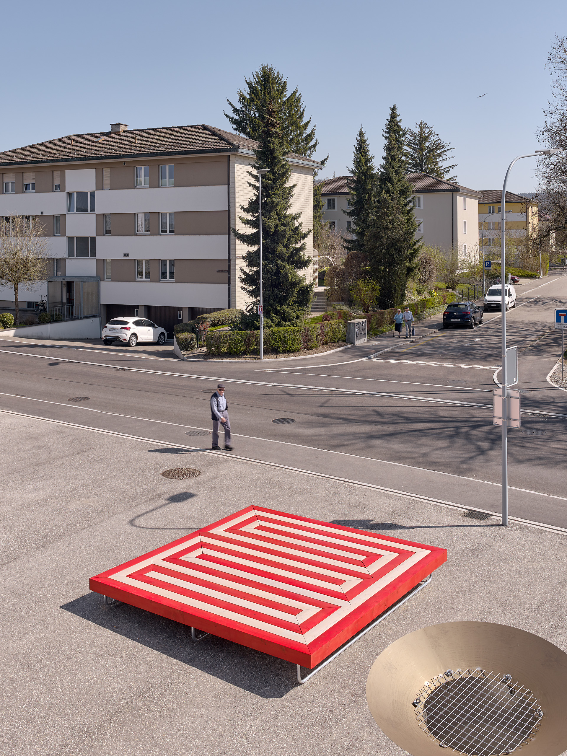 Farbsockel by Kerim Seiler